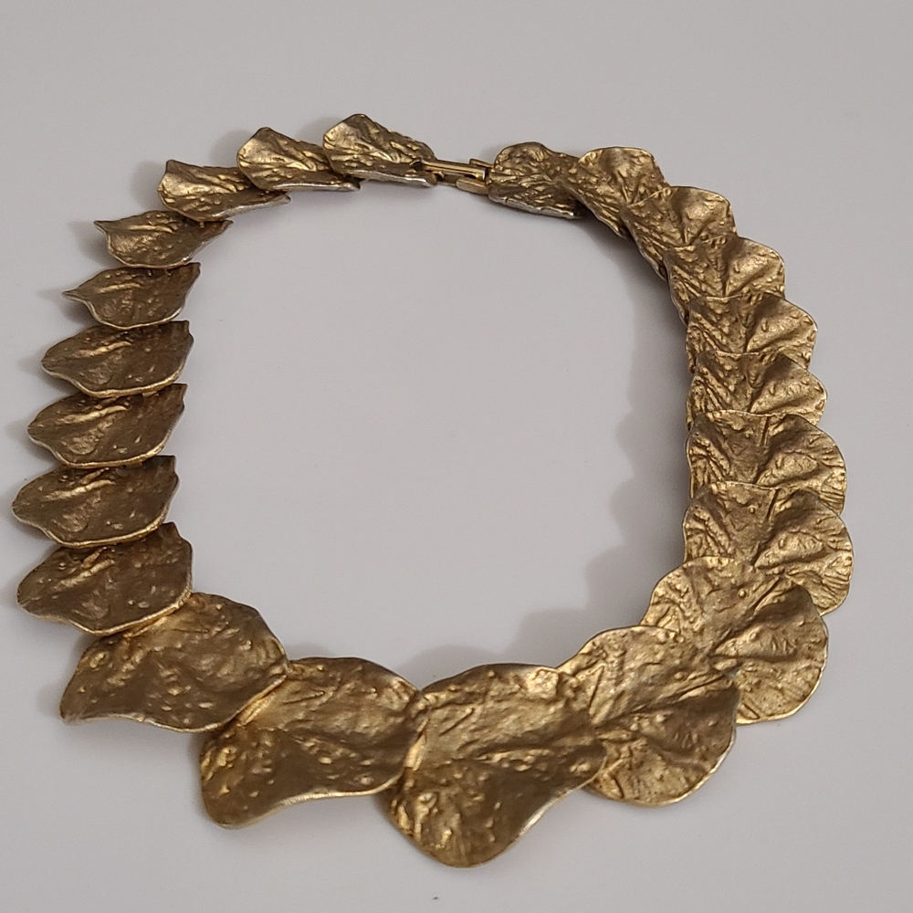 Vintage Kjl Gingko Leaves Necklace Kenneth Jay La… - image 2